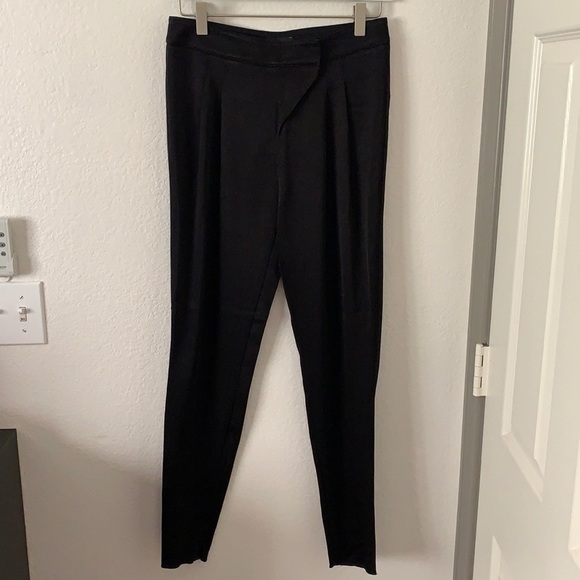 Bebe Silky Pleated Pants Trousers - Picture 2 of 15